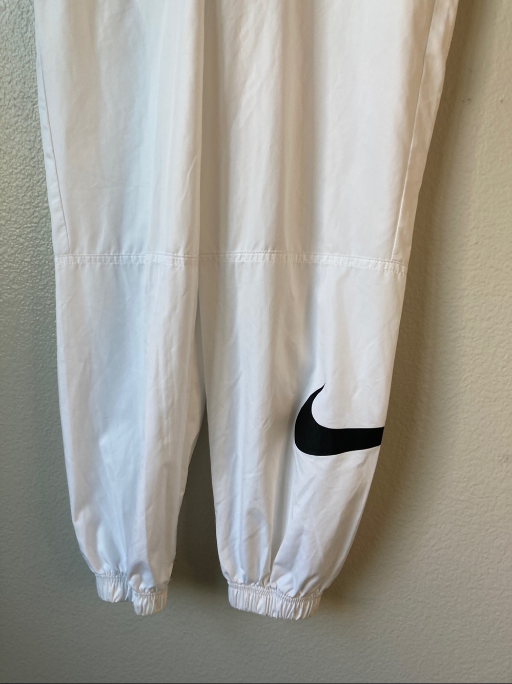 Nike Women's Sportswear (NSW) Swoosh Belted Cuffed Track Pants *MISSING BELT* - Picture 7 of 14